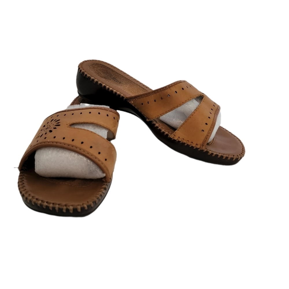 Cuddlers tan leather sandals cut out starburst design slide 8 Wide